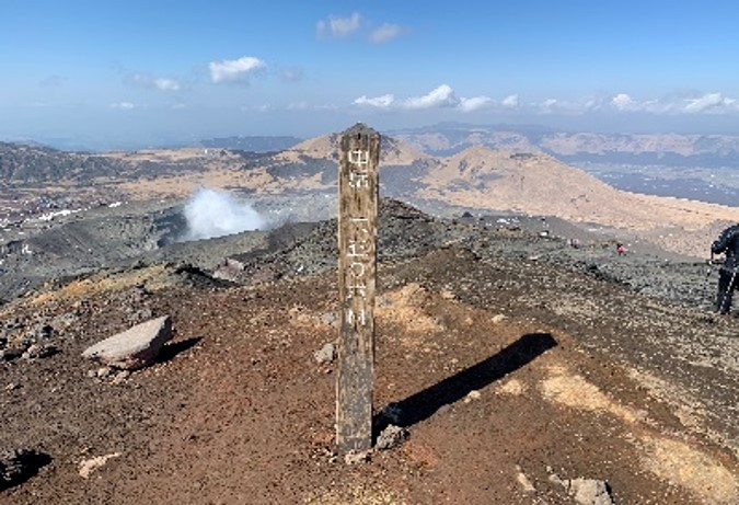 中岳登山様子